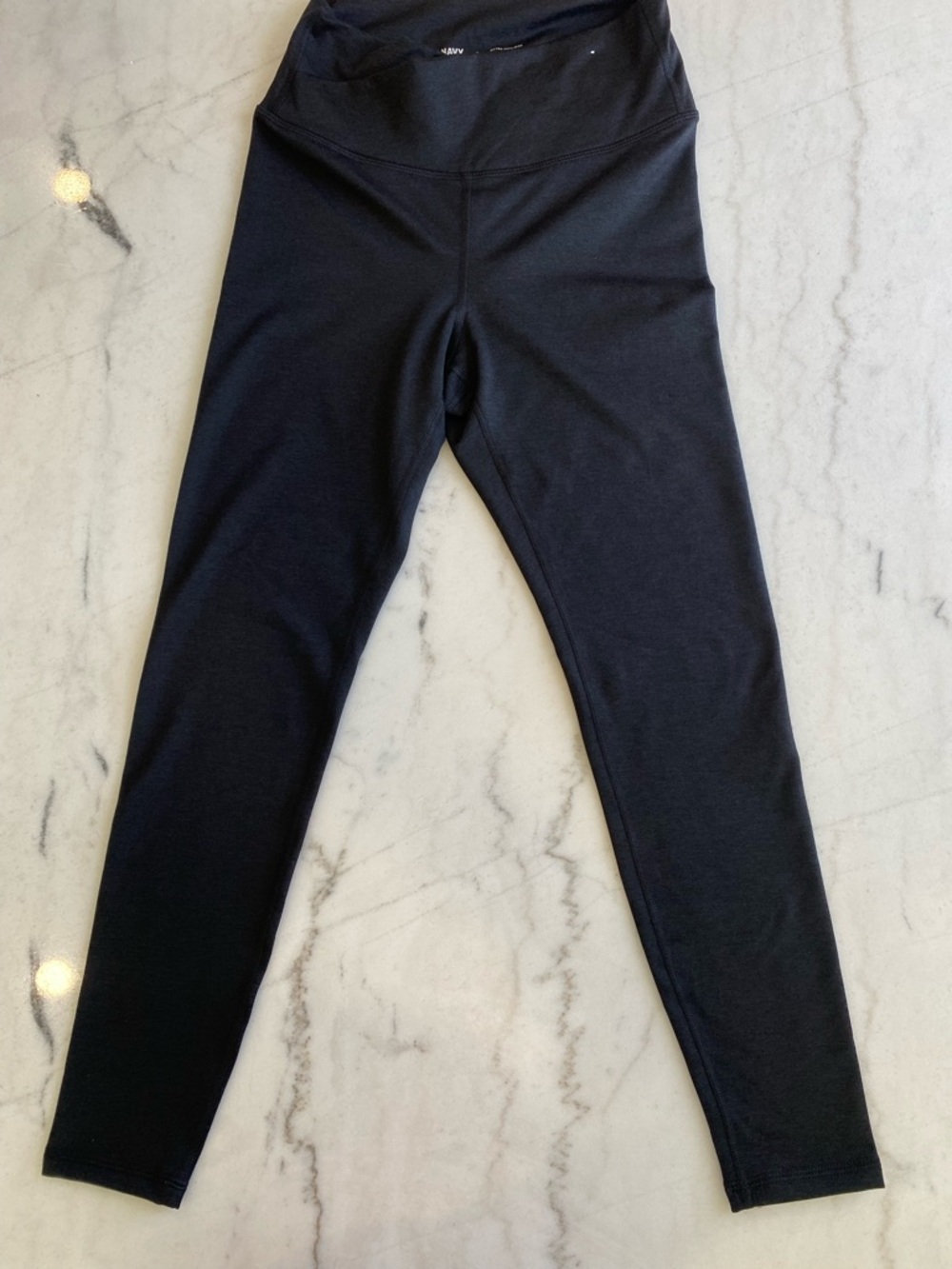 Old Navy High-Waisted Elevate Powersoft 7/8 Women's Black Legging Size Small.